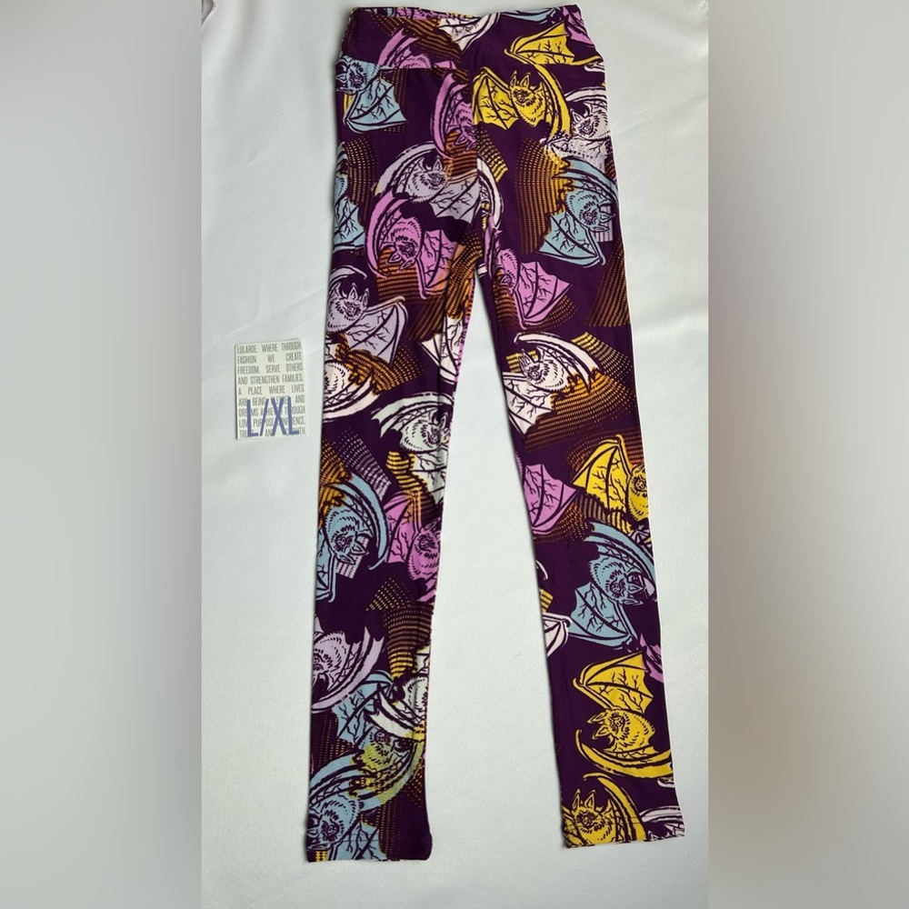 Kids LuLaRoe leggings size L/XL (8-12)